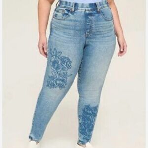Lane Bryant Embroidered Jeans Tighter Tummy Pull On Jegging High Rise Size 18